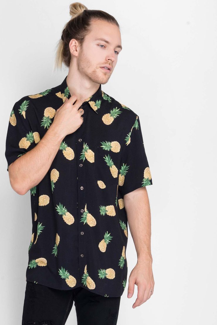 Los hombres Visten Camisa con Estampado de Oro Negro